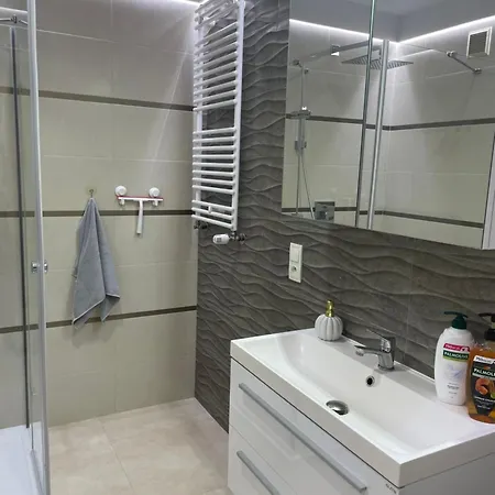 아파트 - W Domu - 130m2 Z Tarasem I Ogrodkiem