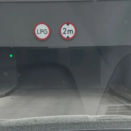 - W Domu - 130m2 Z Tarasem I Ogrodkiem 아파트 *