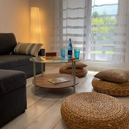 - W Domu - 130m2 Z Tarasem I Ogrodkiem 아파트 *