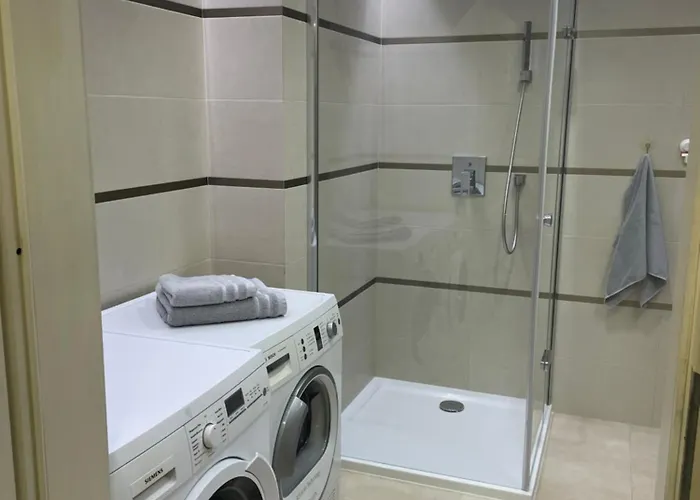 - W Domu - 130m2 Z Tarasem I Ogrodkiem Wroclaw