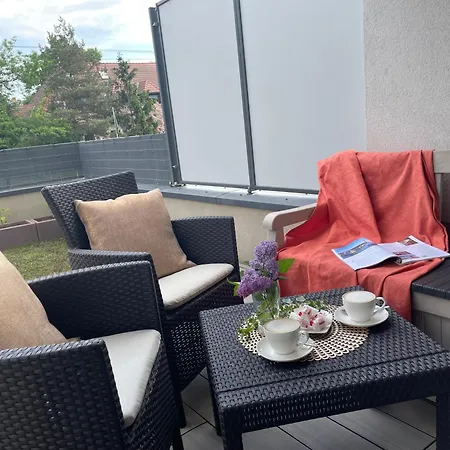 - W Domu - 130m2 Z Tarasem I Ogrodkiem * Wrocław