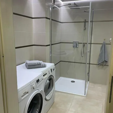 - W Domu - 130m2 Z Tarasem I Ogrodkiem Wrocław