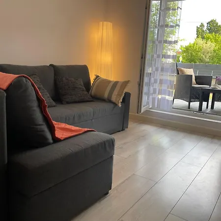 - W Domu - 70m2 Rynek 6,5km *