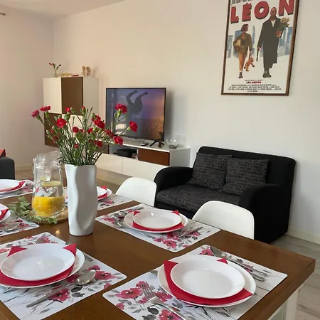 Apartamento - W Domu - 130m2 Z Tarasem I Ogródkiem