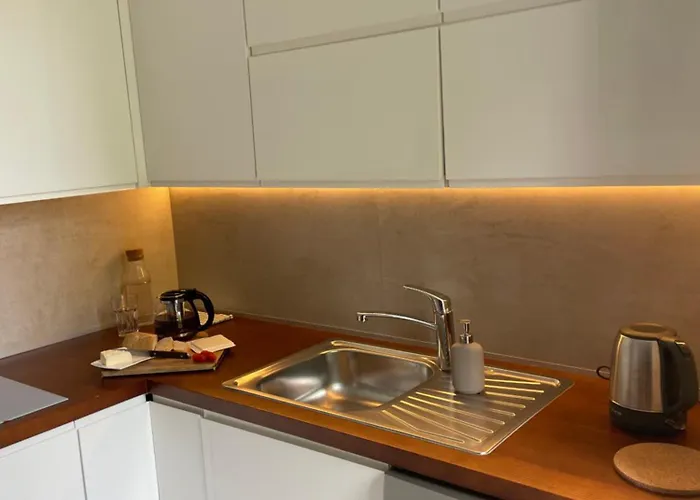 - W Domu - 130m2 Z Tarasem I Ogrodkiem * Вроцлав