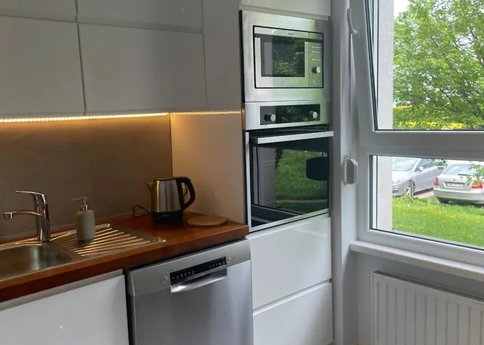 - W Domu - 130m2 Z Tarasem I Ogrodkiem *