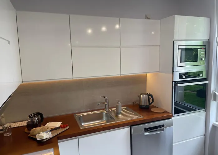 - W Domu - 130m2 Z Tarasem I Ogrodkiem *