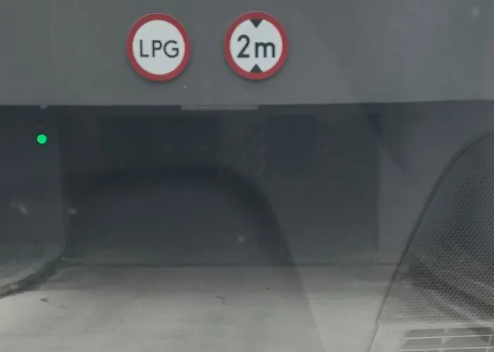 - W Domu - 130m2 Z Tarasem I Ogrodkiem Апартаменты *