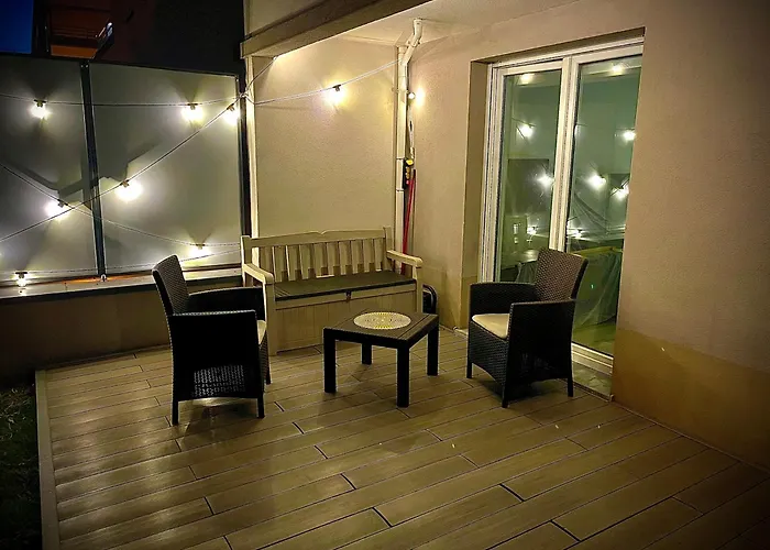 - W Domu - 130m2 Z Tarasem I Ogrodkiem * Вроцлав